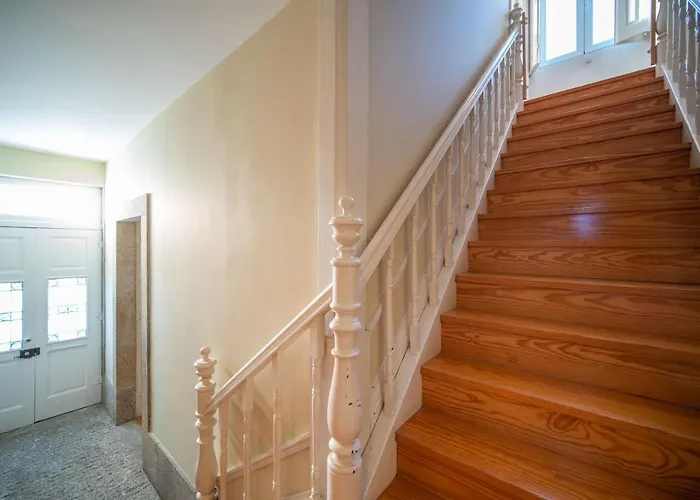 Semesterbostad Near Boavista - Free Parking Oporto