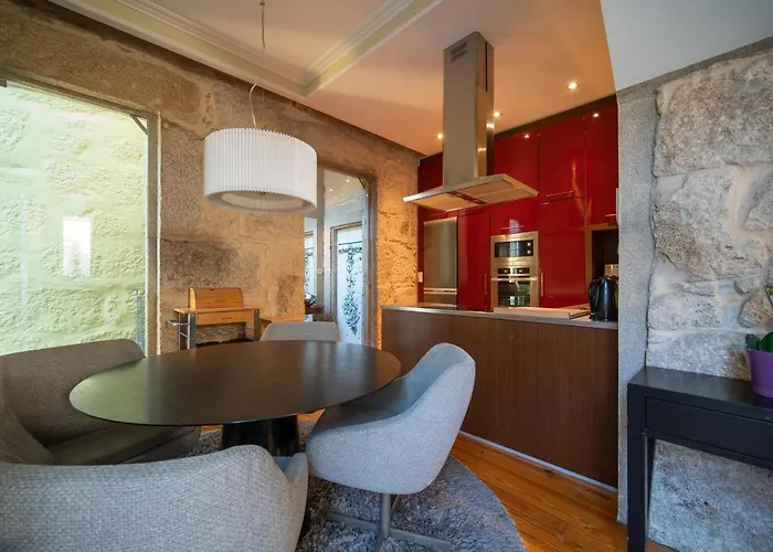 Semesterbostad Near Boavista - Free Parking Oporto